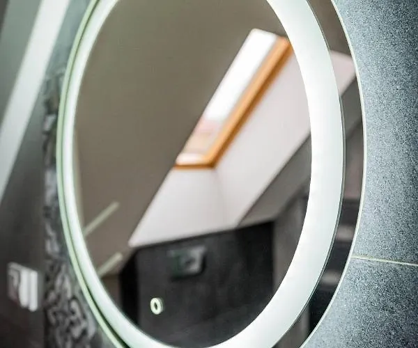 Ustronne Lisciasta *