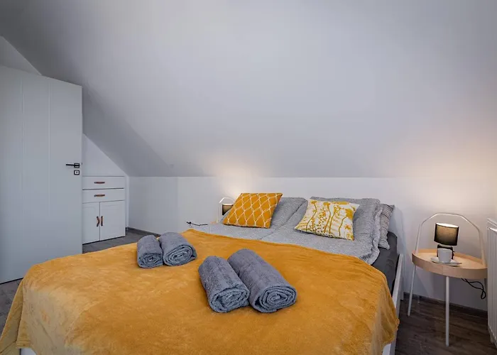 Ustronne Lisciasta *